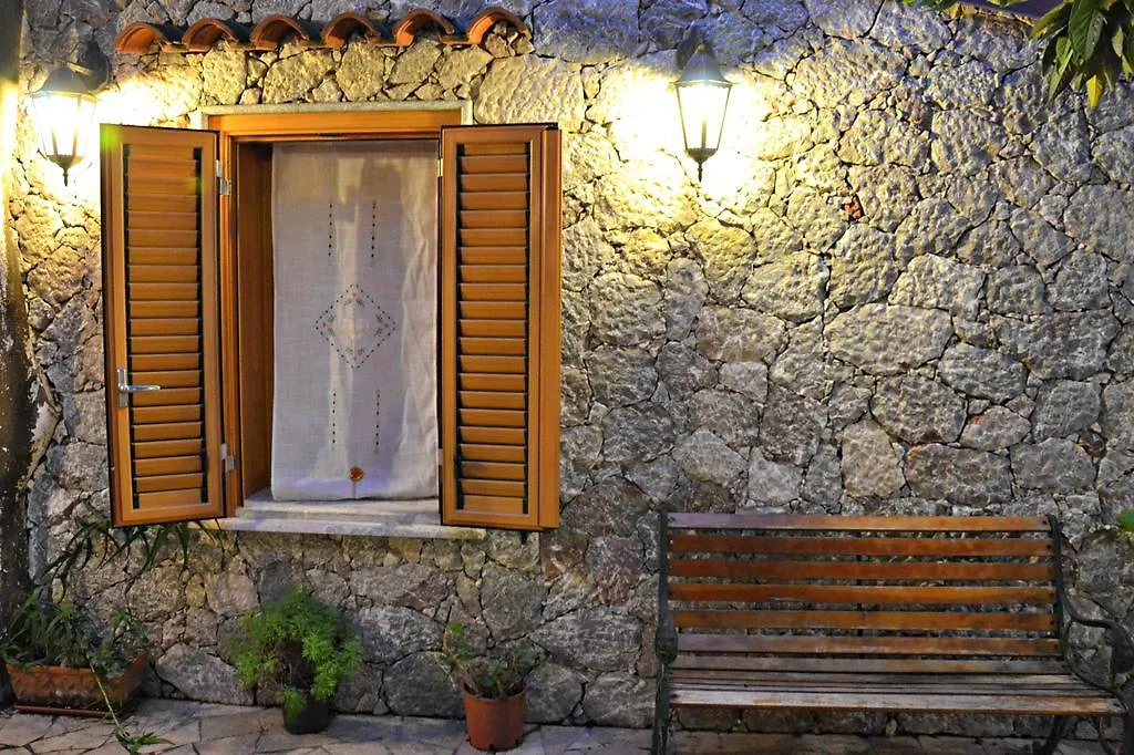 Apartment Ferienwohnung Giardino Del Sole Taormina