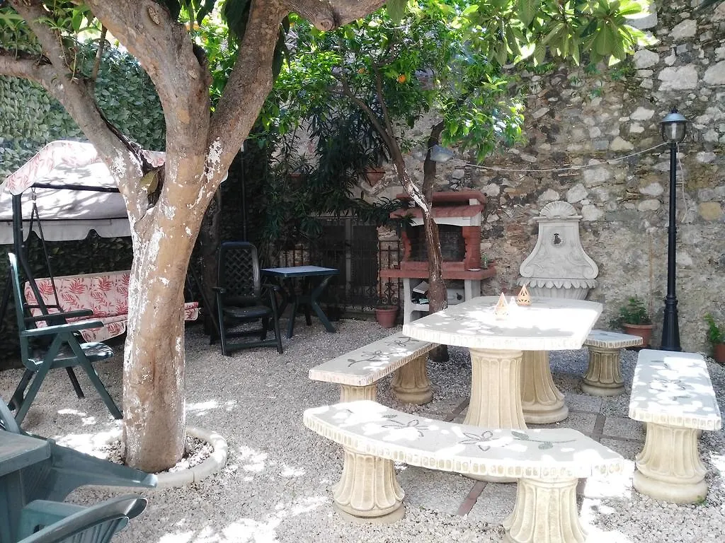 Apartment Ferienwohnung Giardino Del Sole Taormina